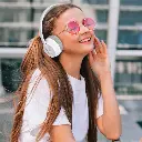 Green-Lion-Stamford-Wireless-Bluethooth-Headphone-1.webp