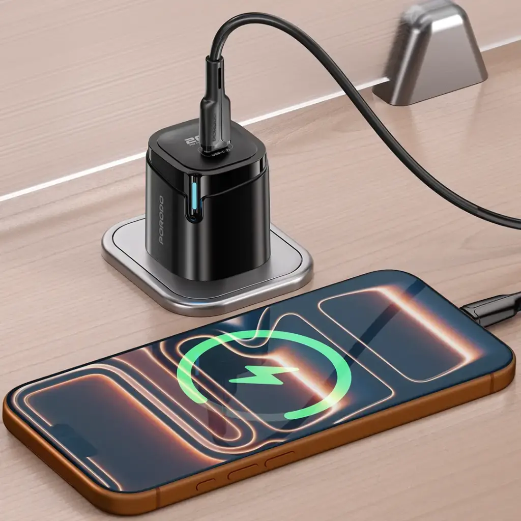 Porodo Tekto PD 20W USB-C Adapter - Black - View 2