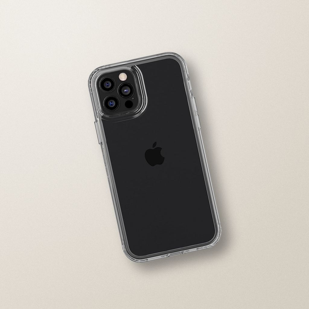 Tech21 Evo Clear Case for iPhone 12 / 12 Pro – lifestyle