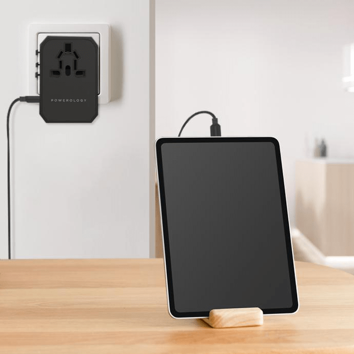 Powerology PD 45W Fast Charge + 2A USB Dual Output Universal Travel Adapter With 3 USB Ports