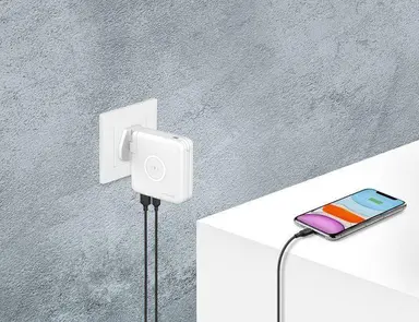 Momax 3 in 1 Power Adapter Set Q.Power Plug USB Wall Charger Bank White