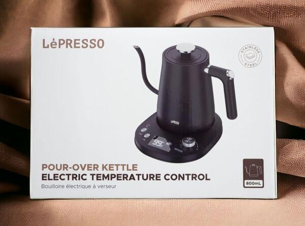 Lepresso 700W Temperature Controlled Kettle with Digital Display - Black