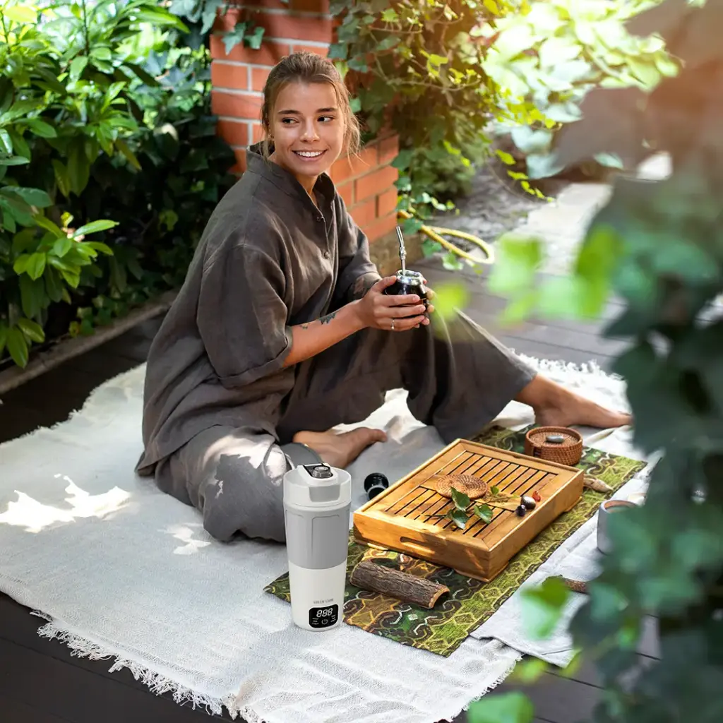 Green Lion Kettle & Go Electric Kettle 600mL - White (10).webp