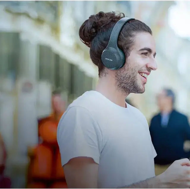 Green Lion Carbon Beat Headphone.webp