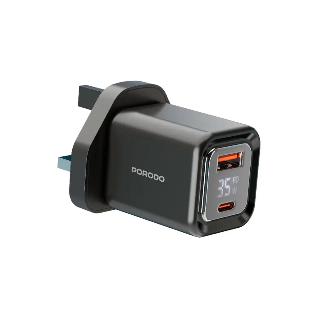 شاحن سريع PORODO PD35W بشاشة عرض ومنفذ USB-C وقابس بريطاني