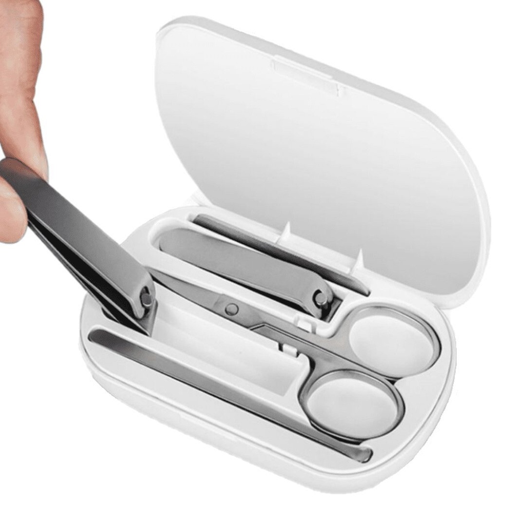 Green Lion Pulizia 5 in 1 Portable Manicure Kit